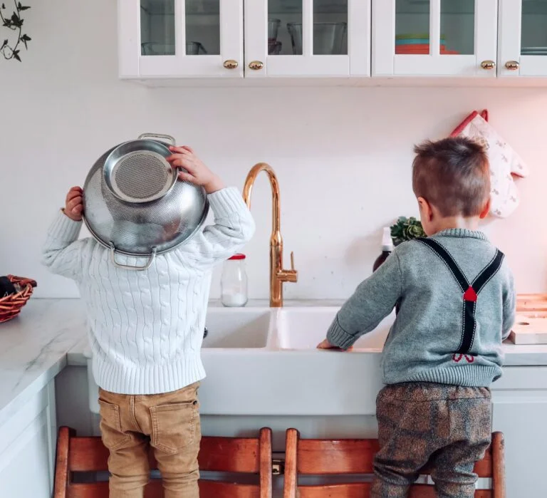 The Benefits of Age-Appropriate Chores for Little Ones (Plus, a Chore Chart)